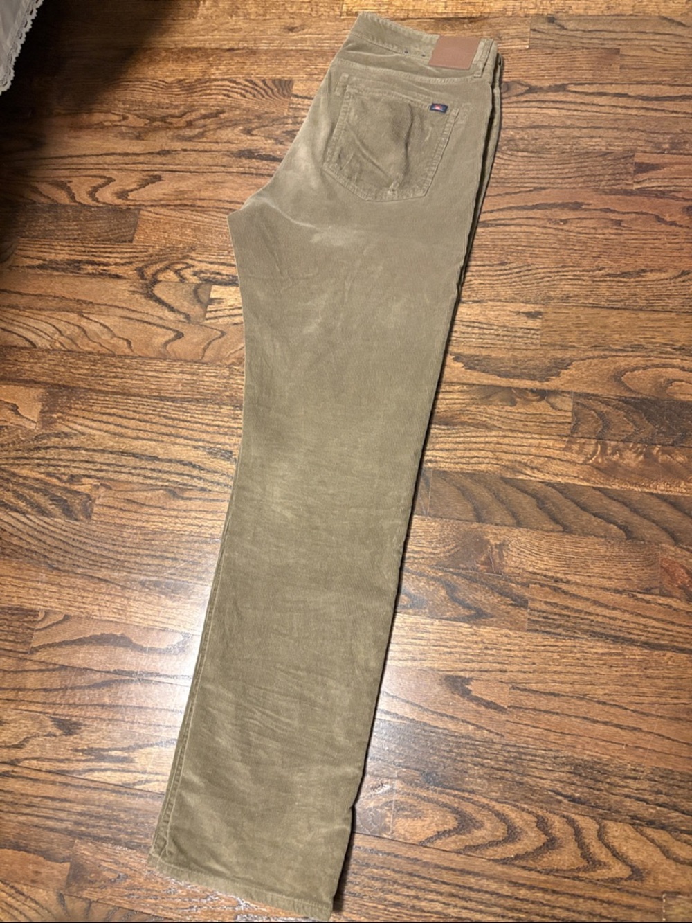 Faherty Men's Corduroy Pants in Olive